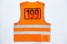 Сигнальные жилеты с числом «199»